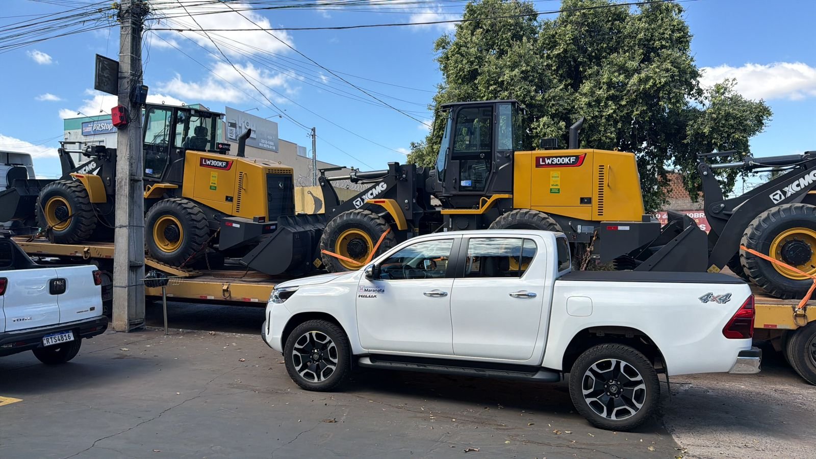 Frota própria da Hidráulica Maranata para atendimento em campo